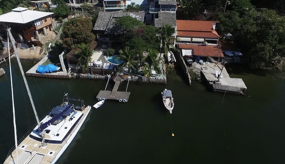 نيتيروي Porto Charitas Sailing Guest House المظهر الخارجي الصورة